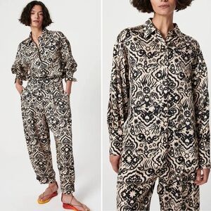 NWT CHUFY Liv Shirt in Stencil Black Zodiac Star Astrology Print Button Up Large